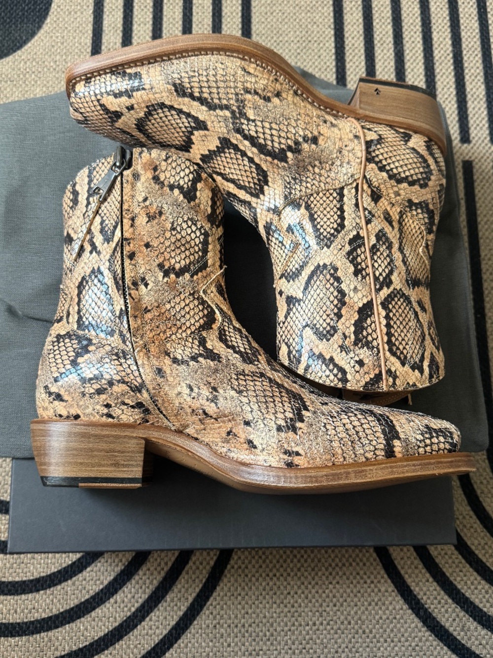 NEW John Varvatos Mens Walker Rancher Boots Leather Size 8.5 $998